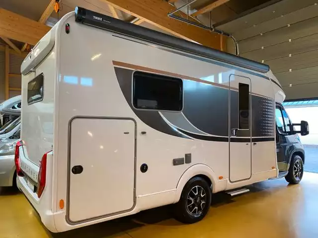 HYMER-ERIBA Future 430 T 